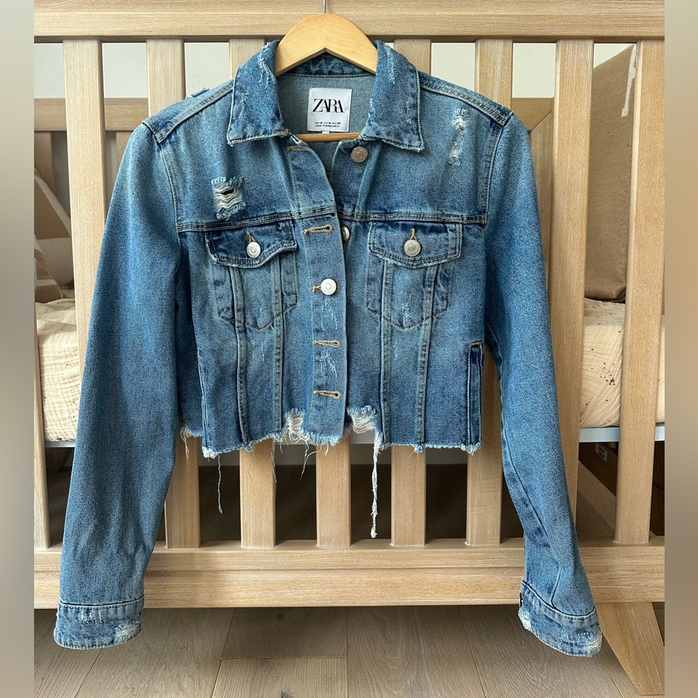 Zara Denim Jacket Cropped length size M